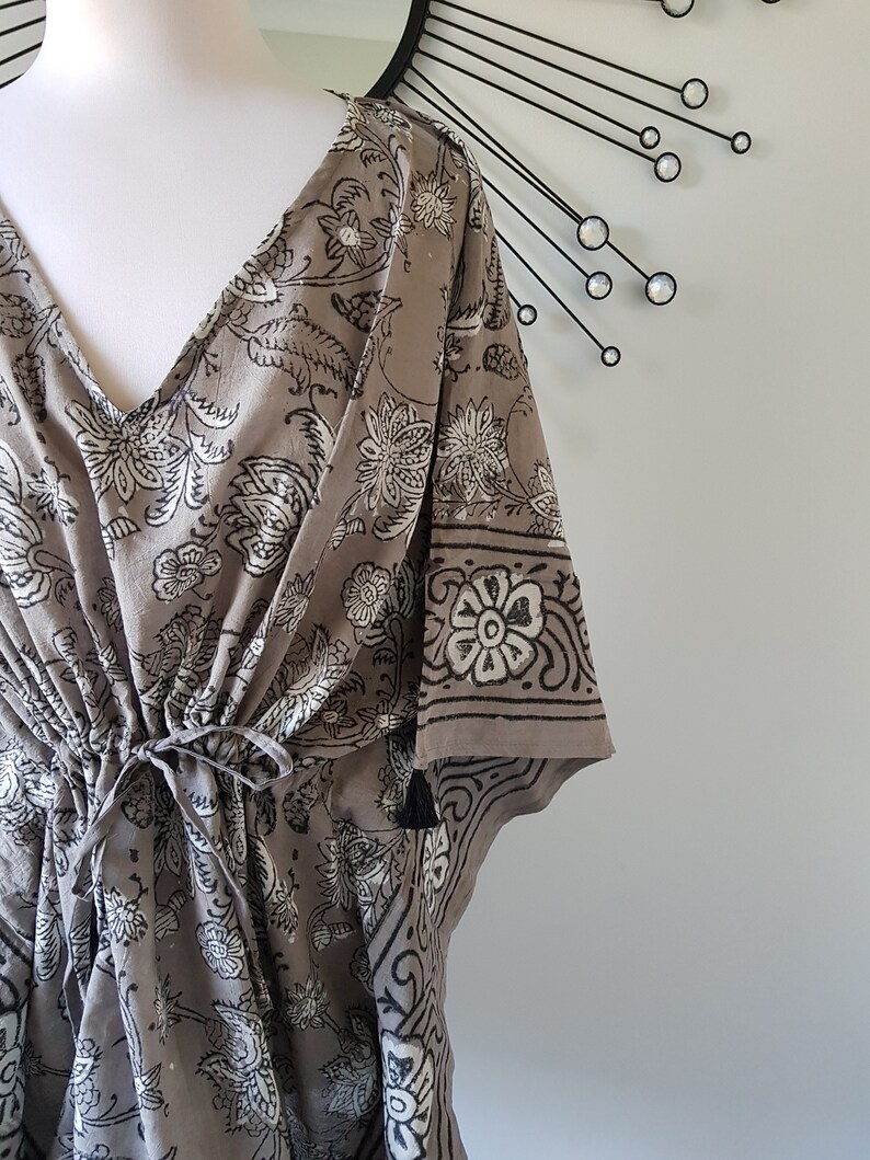 Black - Hand Block Batik Print Cotton Short Kaftan 04