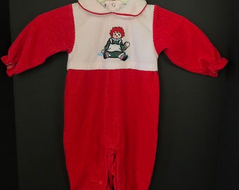 Vintage 90's Snowden and Friends, Raggedy Anne 12M Girls Romper. (Has some light pink in the white on collar)