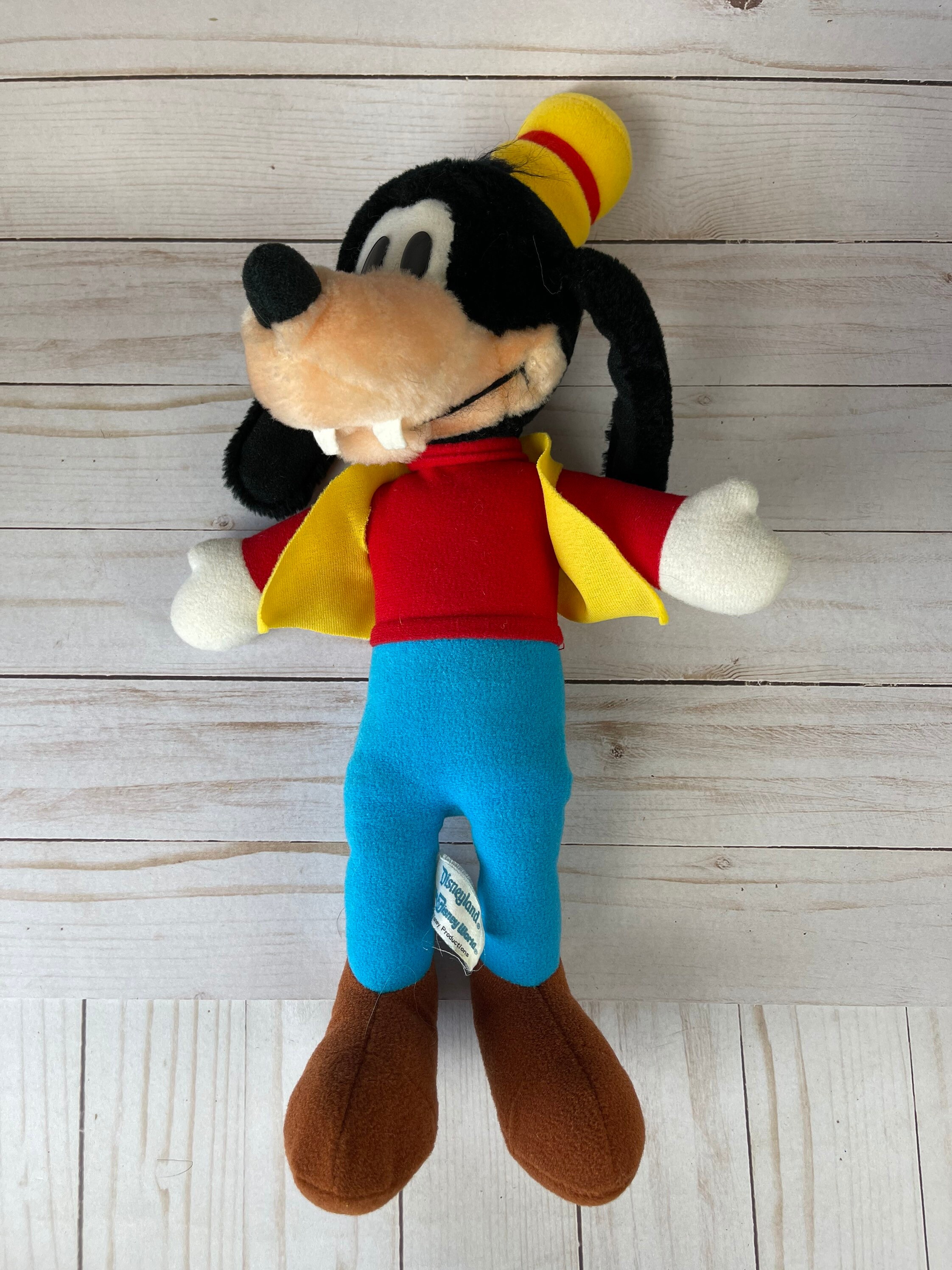 vintage goofy stuffed animal