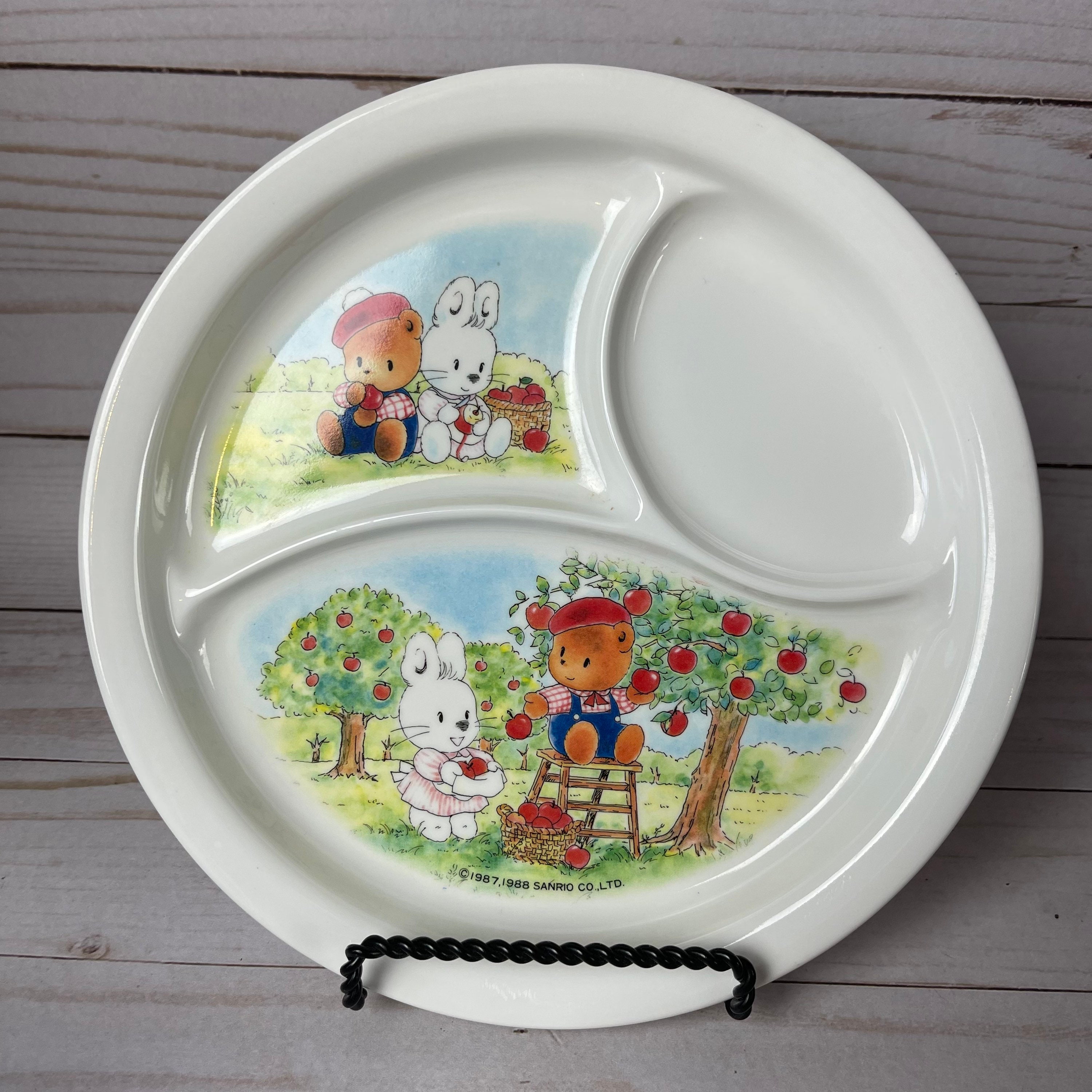 Daniel Tiger 5 PC Mealtime Feeding Set for Kids and Toddlers - Includes Plate, Bowl, Cup, Fork and Spoon Utensil Flatware - Durable, Dishwasher Safe