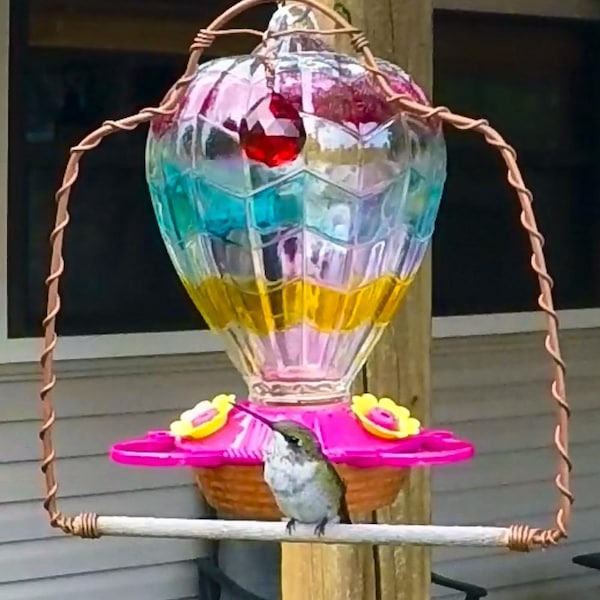 Balançoire colibri en cuivre avec cristaux, accessoire pour mangeoire pour oiseaux, cadeau colibri, cadeau pour amoureux des oiseaux, décoration de jardin, perchoir pour oiseau
