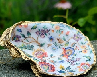 Elegant Jacobean Oyster Shell Design - Trinket/Ring Dish - Cape Cod Shells - Coastal Decor - Oyster Shell Art - Hostess Gift - Gift Boxed