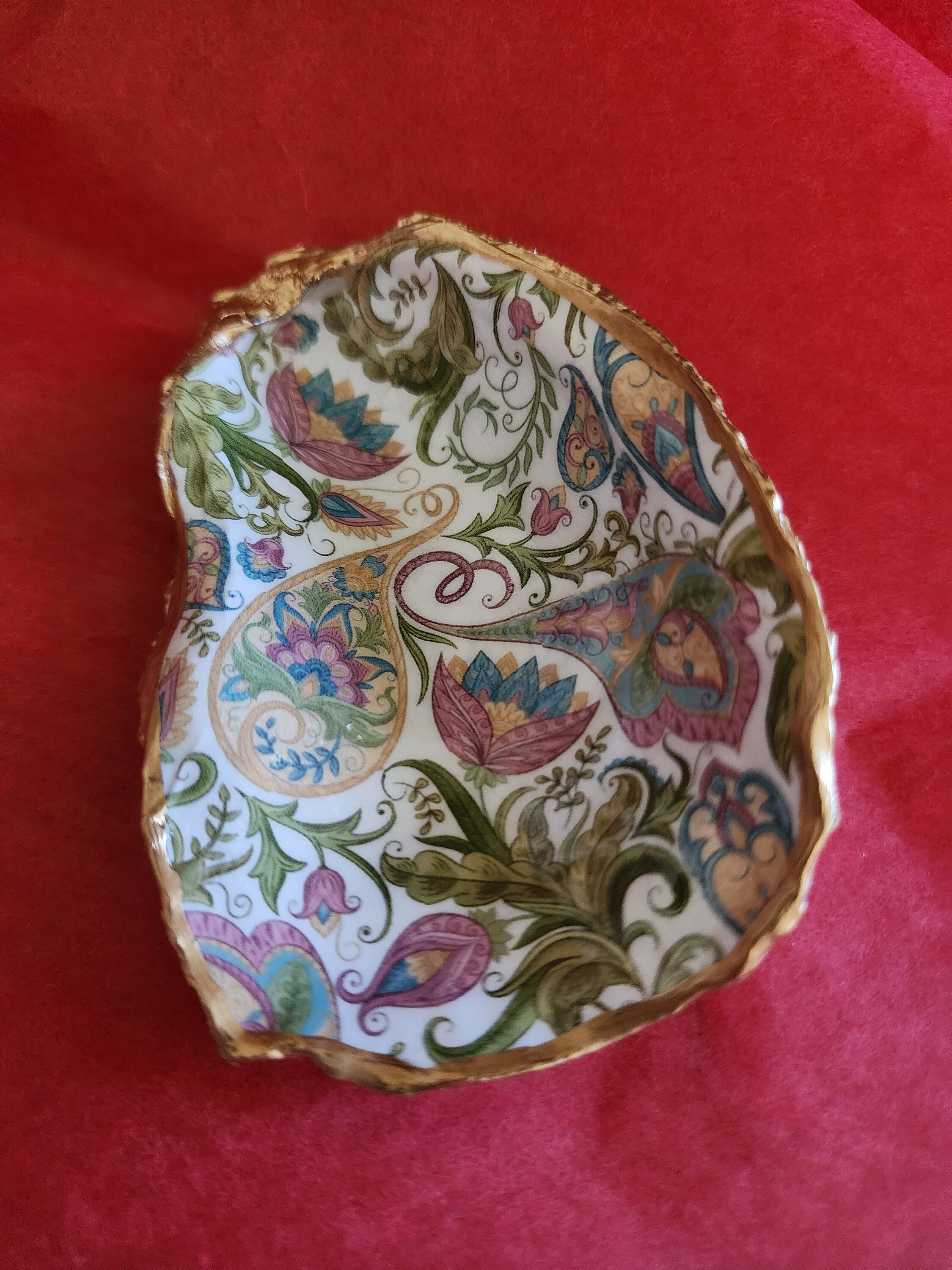 Paisley Pattern Shell Paisley Oyster Shell Ring Dish: Gold Leaf Edges, Shell Ring Dish ...