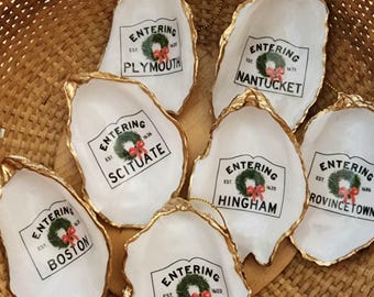 Custom "Entering" Signs of Cities and Towns, Decked out in Holiday Wreath, Choose your Favorite Town, Home for the Holidays, Ornament Option