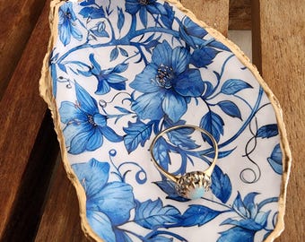 William Morris Blue Floral Blooms in Cape Cod Oyster Shell, Bridal, Bridesmaids, Hostess, Something Blue for Bride, Bachelorette Keepsake