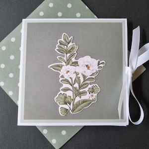 Carte de fête des mères | Fait à la main | Carte pliante Squash | Fleuri | Carte de voeux | Papillon | Juste pour toi