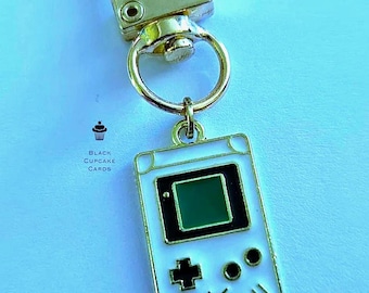 Handheld video game console keyring | Game boy keyrings | Bag charm | Keychain | Handmade | Gift ideas | Cute keyring