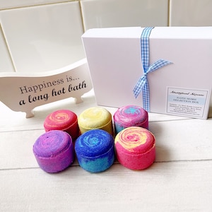 Bath Bomb Selection Box - Plastic Free Gift - Bath Bomb Gift Set - Eco Friendly Gift - Plastic Free Bath Bombs - Vegan Bath Bombs