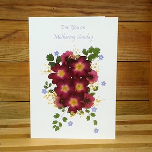 Carte du dimanche des mères, impression fleurs pressées en anglais