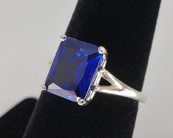 Sapphire ring • Emerald cut blue Sapphire ring, , Black friday