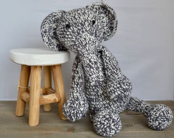 ELEPHANT PLUSHIE crochet 100% handmade