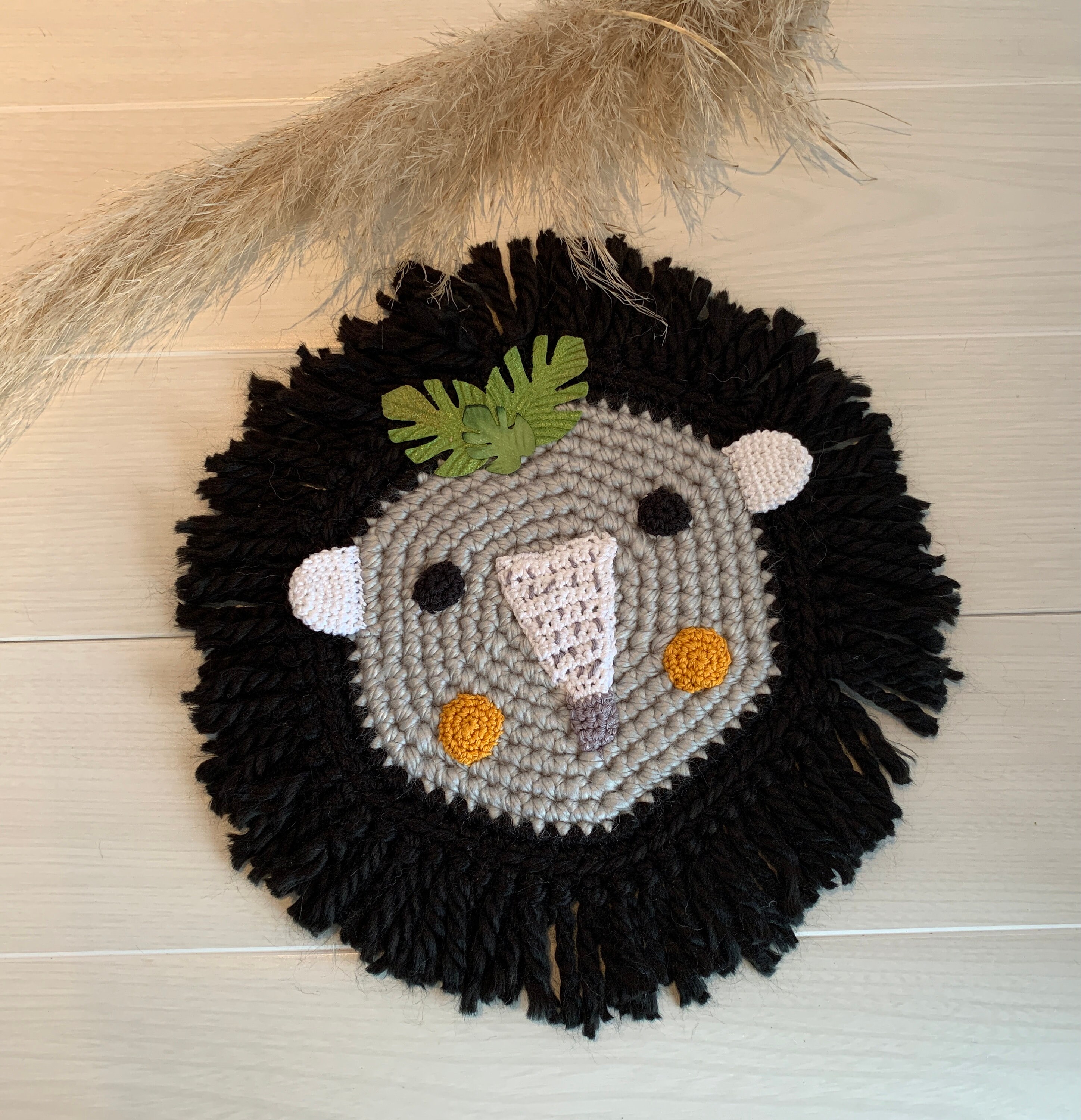 Décoration Murale Tête de Lion Au Crochet 100% Fait Main