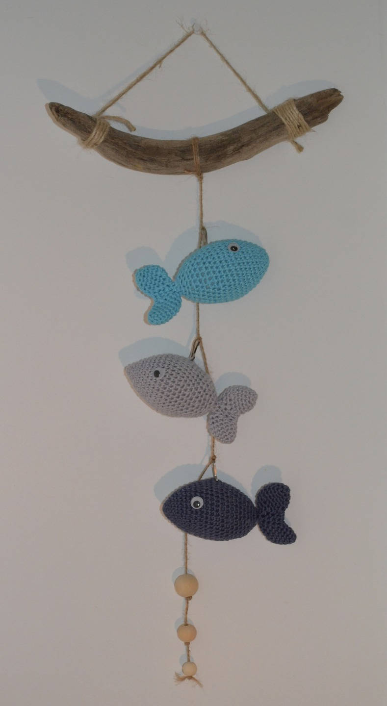 Poissons Suspendus Au Crochet 100% Fait Main