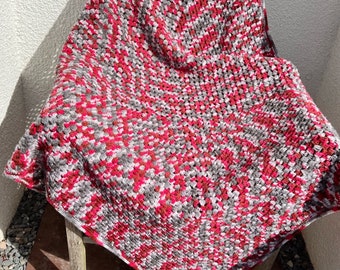 Pink red rust and Grey Crochet granny square lap blanket throw, grey mix crochet blanket, granny square retro blanket