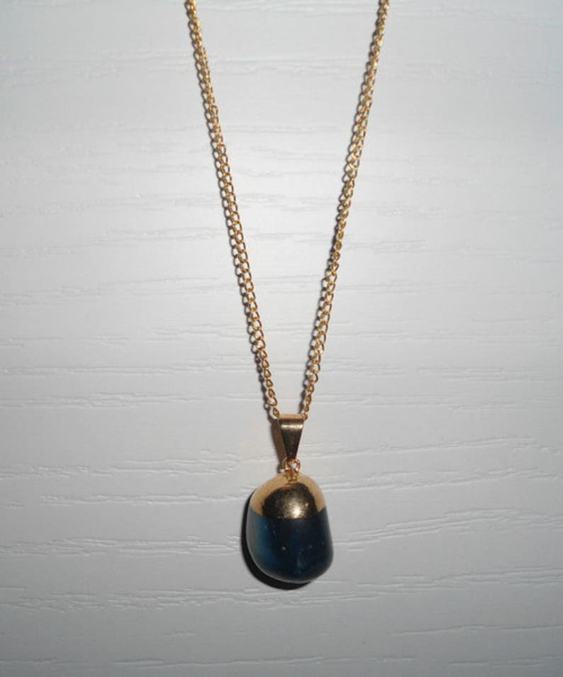 Pendant Necklace Modern Necklace Short Necklace Necklace with Stones Gold Necklace Gift Idea. Necklace with Blue Agate Pendant