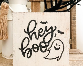 Hey Boo Sign, Halloween Home Decor, Small Wood Sign, Fall Signs, Tiered Tray