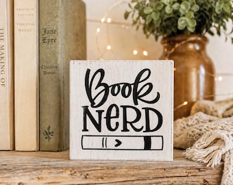 Buchliebhaber Zeichen | Leseecke Dekor | Kleiner Holzregal-Akzent | Geschenk für Leser