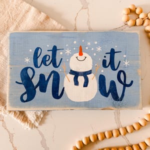 Cartello in legno &quot;Let It Snow&quot;: pupazzo di neve primitivo, decorazione invernale in stile fattoria