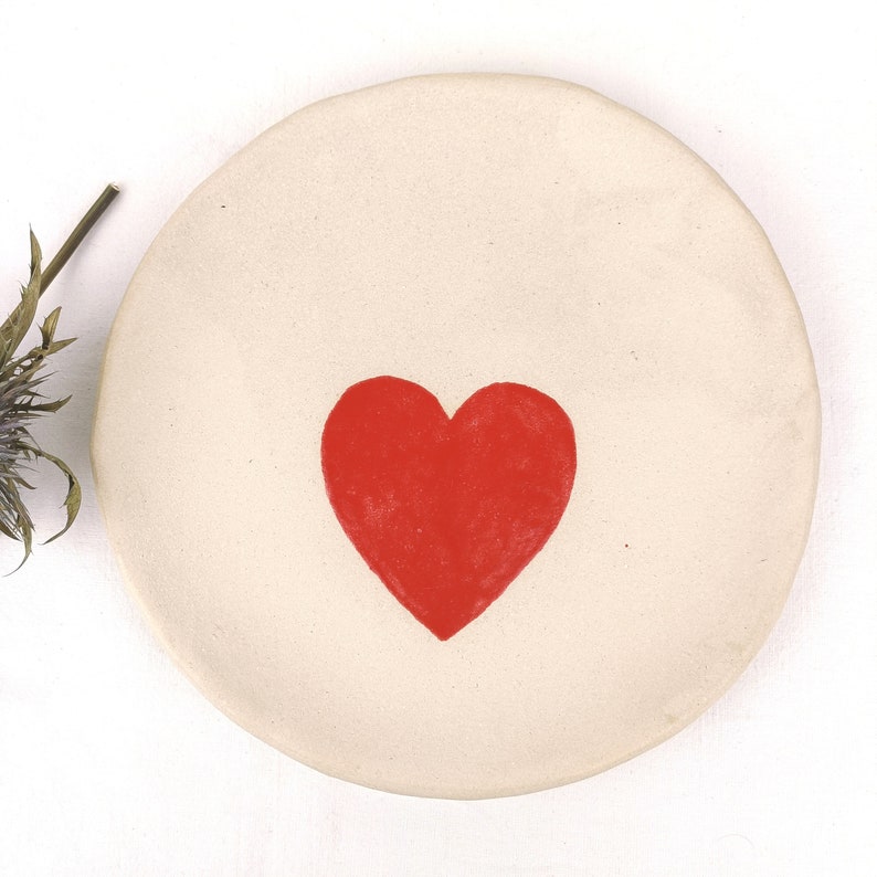 Keramik Tasse und Teller mit Herz Kindergeschirr personalisiert Teller Herz
