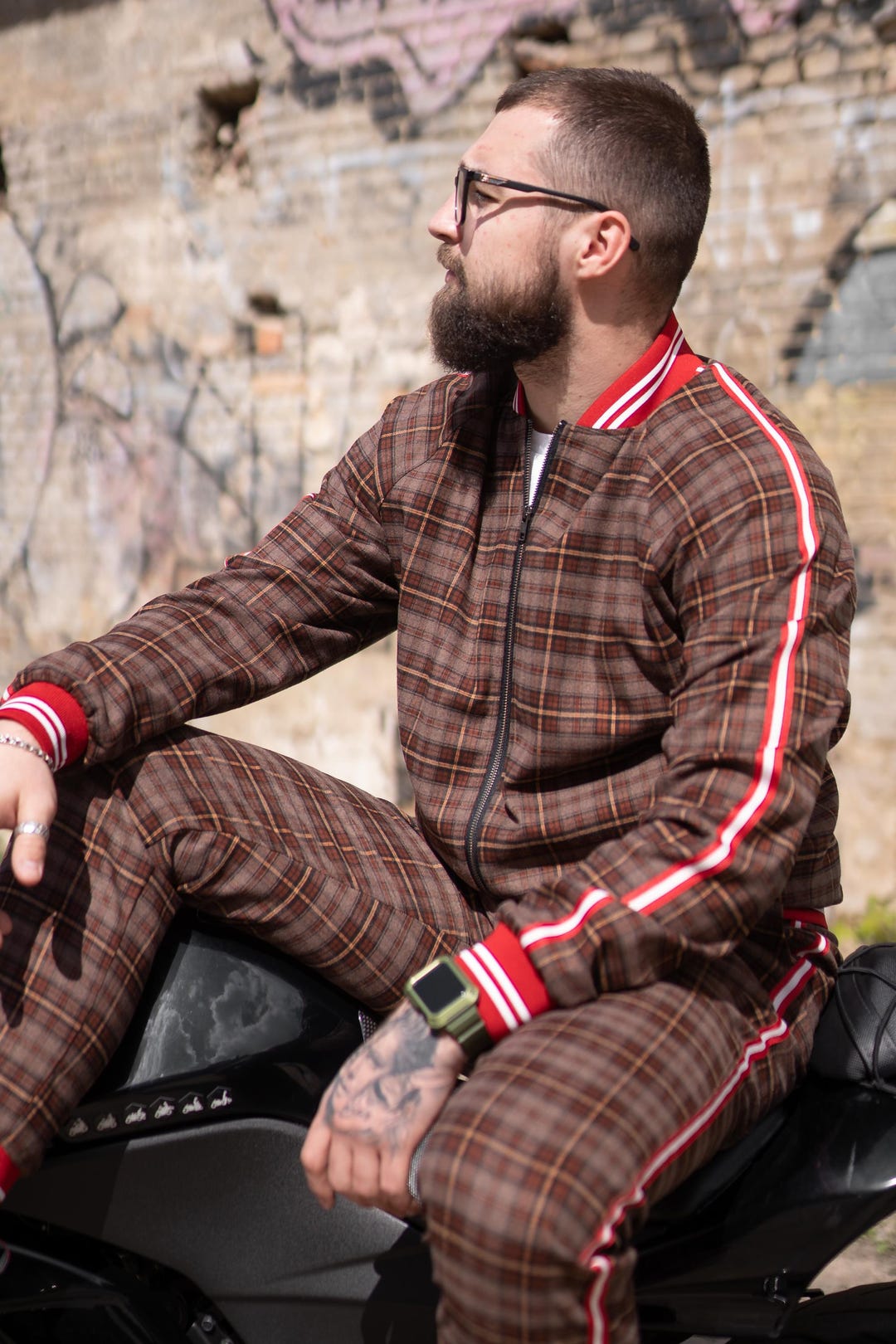 Jogginganzug Herren, Tartan Schottenkaro braun kariert rot