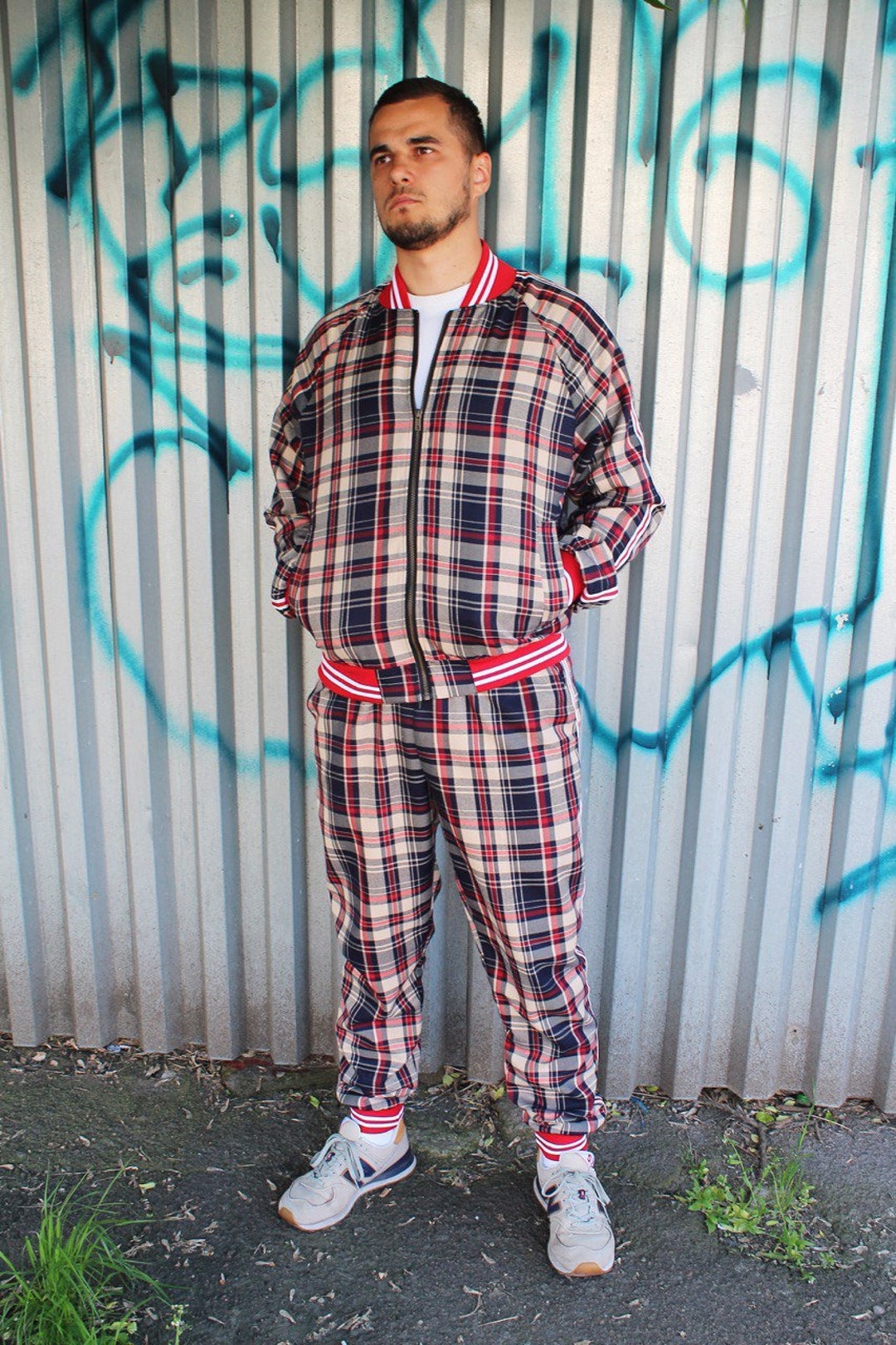 Trainingsanzug Gentlemen Herren Tartan Brust kariert Österreich