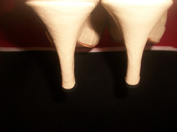 Vtg Giraudon NY Cream & Black Curved-Heel Laced O… - image 8