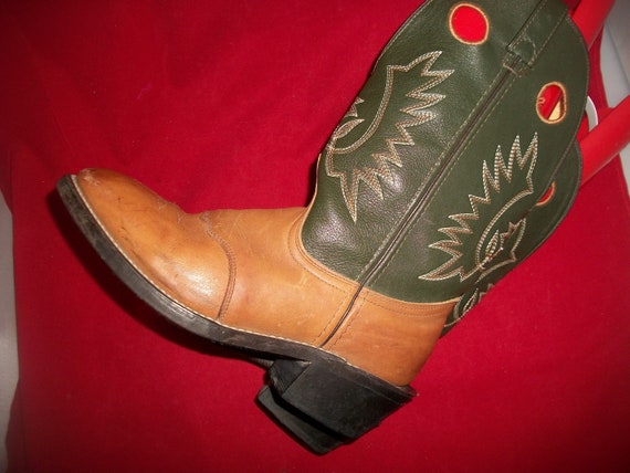 Vtg Green & Brown Unisex Embroidered Mid-Calf Buc… - image 1
