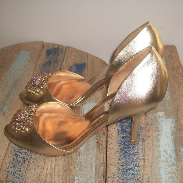 Badgley Mischka Gold-Leather d'Orsay Open-Toe High Heel Pumps w Crystal Medallion 8M (225USD)