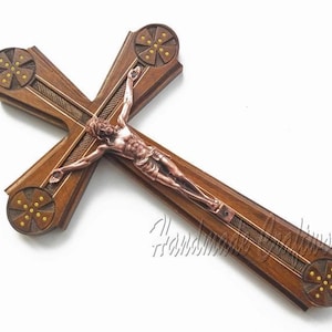 Nieuwe exclusieve handgemaakte gesneden katholieke houten muur kruis kruisbeeld met *JEZUS CHRISTUS* #15-4