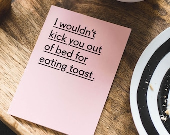 Tarjeta divertida de San Valentín, no te echaría de la cama por comer tostadas
