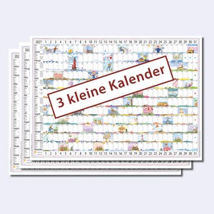 Può includere: Una pila di tre calendari da parete per il 2027 con una griglia composta da righe mensili e colonne giornaliere. Ogni cella contiene una piccola illustrazione colorata. Un riquadro diagonale con bordo rosso mostra il testo 3 kleine Kalender.