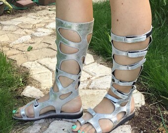 Metallic Silver Leather Gladiator Sandals: Adjustable Strappy Knee-Highs