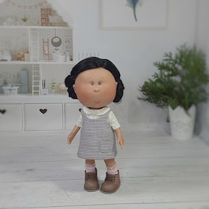 Pinafore Dress & Blouse for dolls Mia, Pippa Nines d'Onil 30 cm