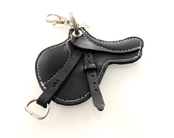 Saddle keychain made of leather