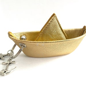 Leather boat keychain
