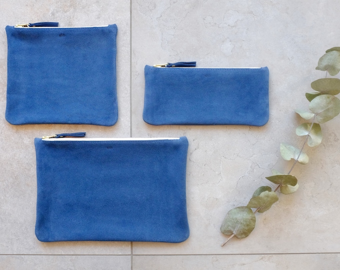 Suede pouch with zipper, azure