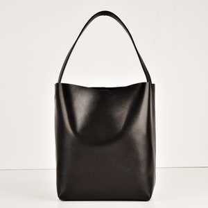 Square Bucket Bag in Schwarz echt Leder