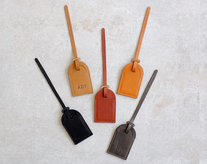 Leather luggage tag