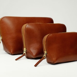 Cosmetic Bags, drei Größen mit Zipper, echt Leder, Farbe Chestnut