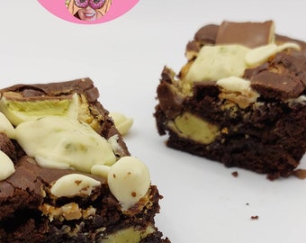 Pistachio white chocolate brownie