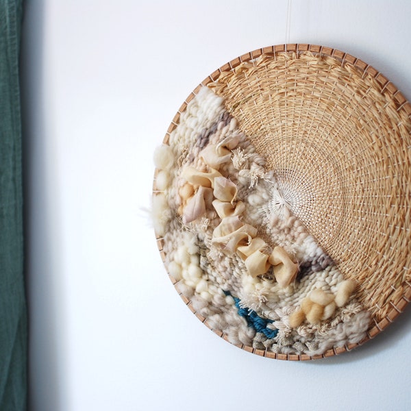 Natural woven wall hanging 