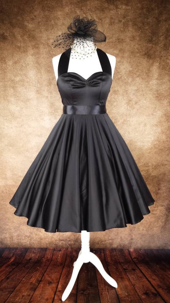 rockabilly dress with and without petticoat