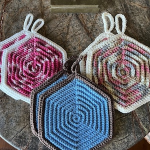 Crocheted Pot Holder Set of 2, Trivet, Pot Holders, Cotton Pot Holders, Gift, Hot Pads, Crochet Trivet, House Warming, Dining, Kitchen, Home
