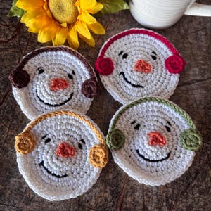Crocheted Snowman Coasters, Set of 2 or 4, Holiday Home Decor