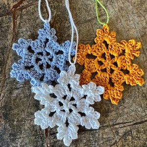 Crocheted Snowflake Ornaments Set of 3, Tree Decorations, Gift, Home Decor, Holiday Decorations, Giftbag Decor, Christmas, Stocking Stuffer