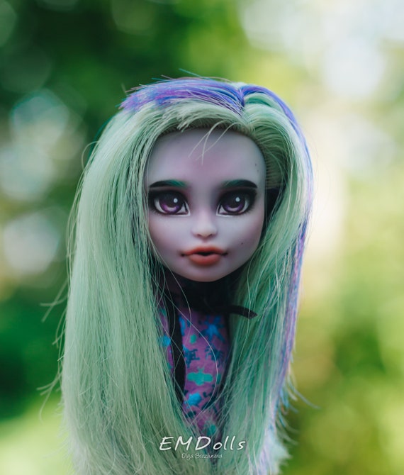 twyla doll