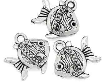 20 pendants, fish, silver,