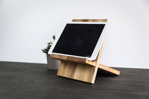 4 10 Inch Tablet Holder Strong Sucker Mount Holder Bracket Support For Ipad Air 1 2 Mini Aluminum Alloy 360 Rotating Tablet Stand Shopee Indonesia