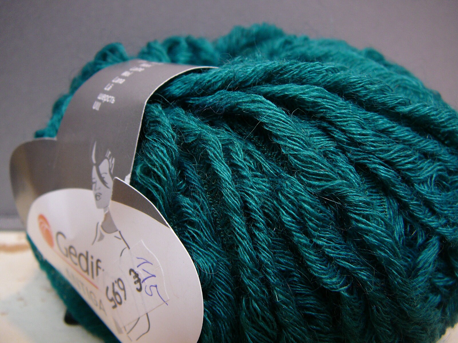 Lot De 20 Pelotes MOOS GEDIFRA - Mohair Kid 27% - Vert - Aiguille 4.5 - Occasion