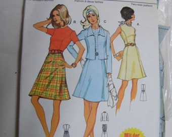 Burda 30130 sewing pattern dress, costume, multi-size cut 42+44, (E16)